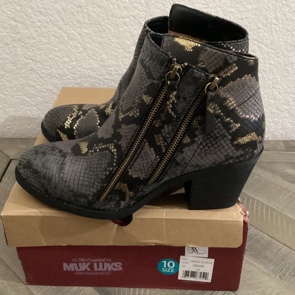 MUK LUKS Women's Yellowstone Yardley Boot, size 10 - Picture 1 of 15